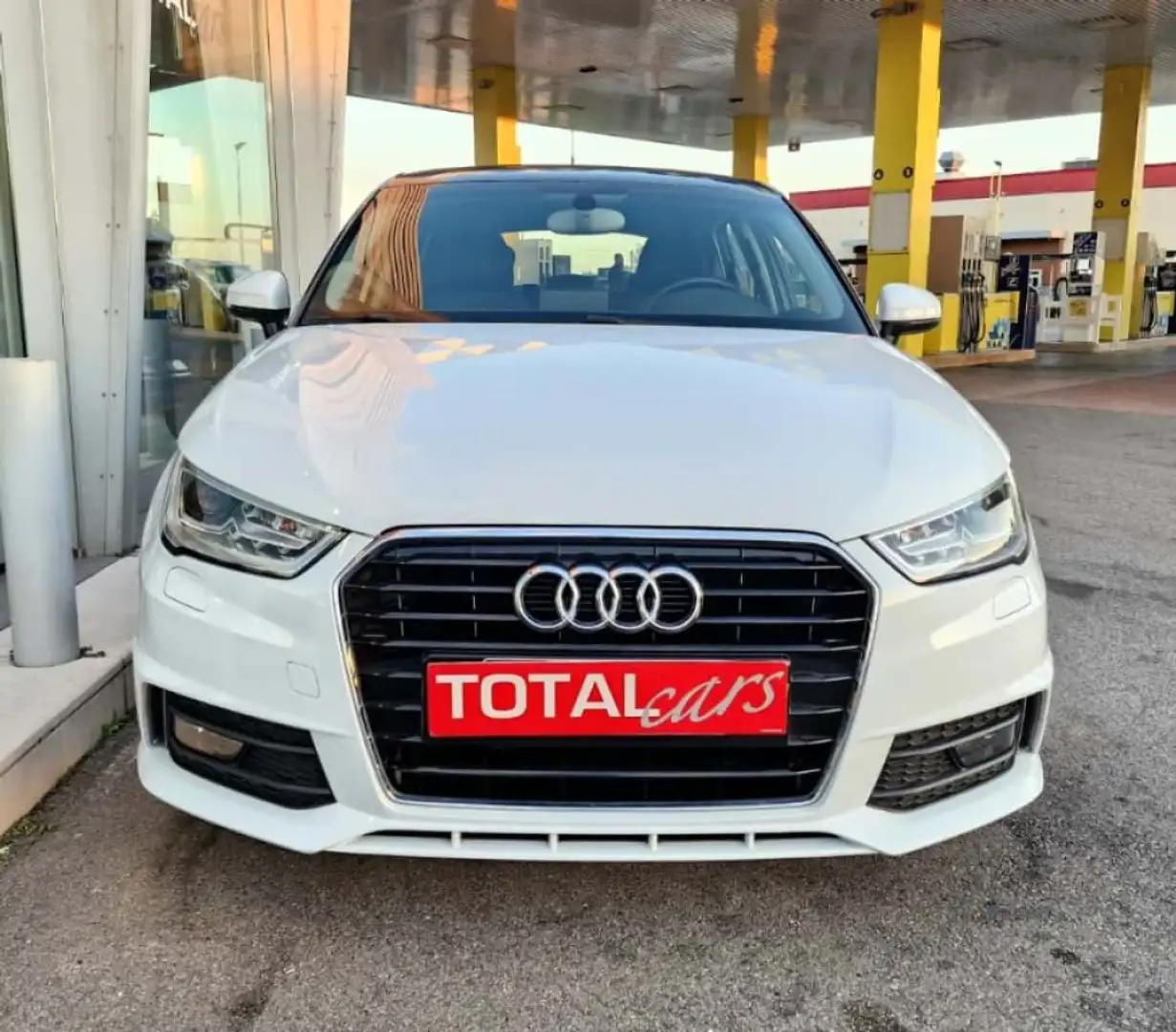 Audi A1 SPB 1.0 TFSI ultra S-line IDEALE PER NEO PATENTATI Bianco - 2