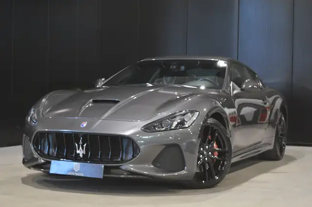 Maserati GranTurismo MC 4.7i V8 - 19.000 km - REAL MC - Full option