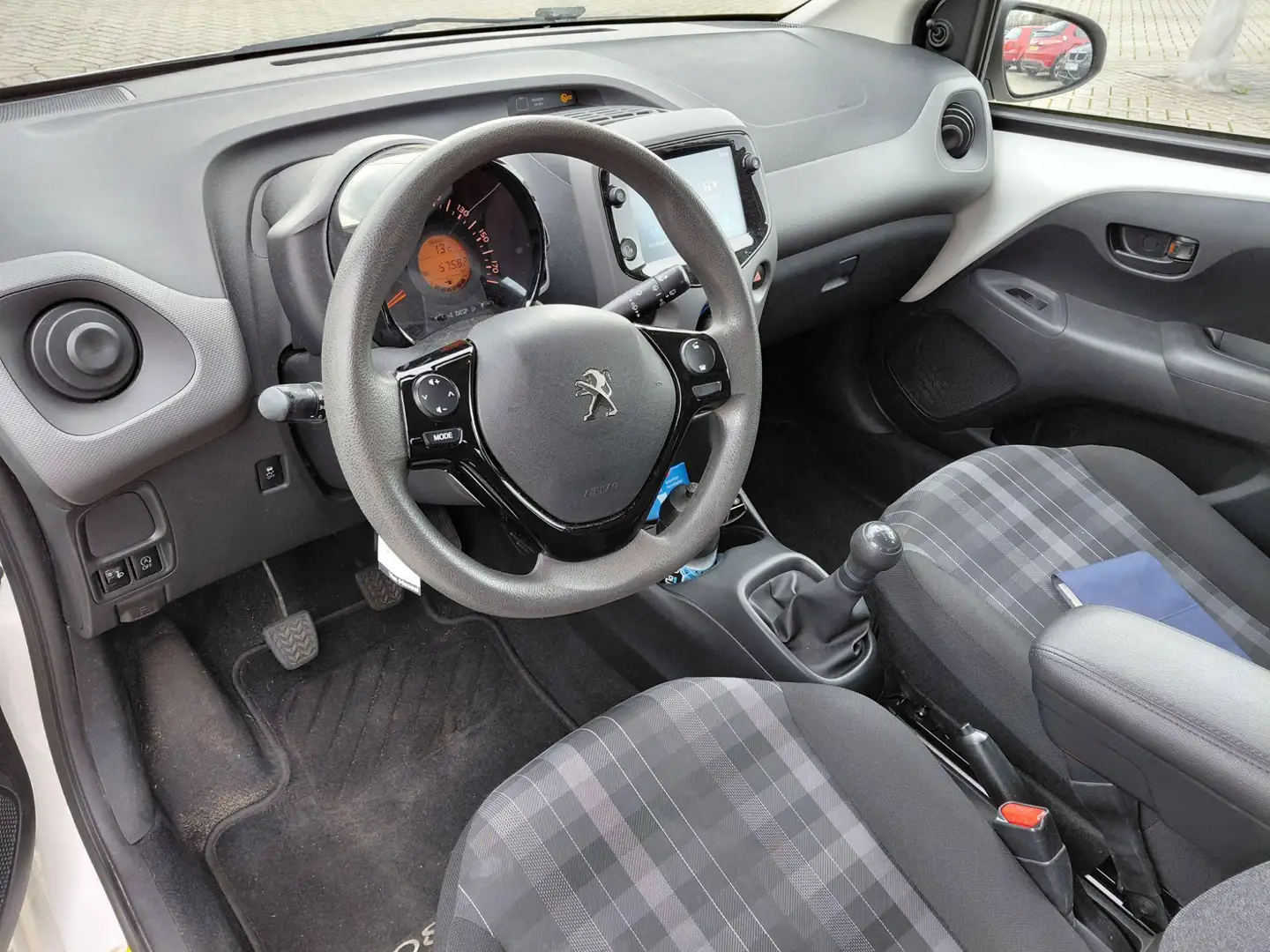 Peugeot 108 1.0 e-VTi Active | CAMERA | APPLE CARPLAY + ANDROI Weiß - 2