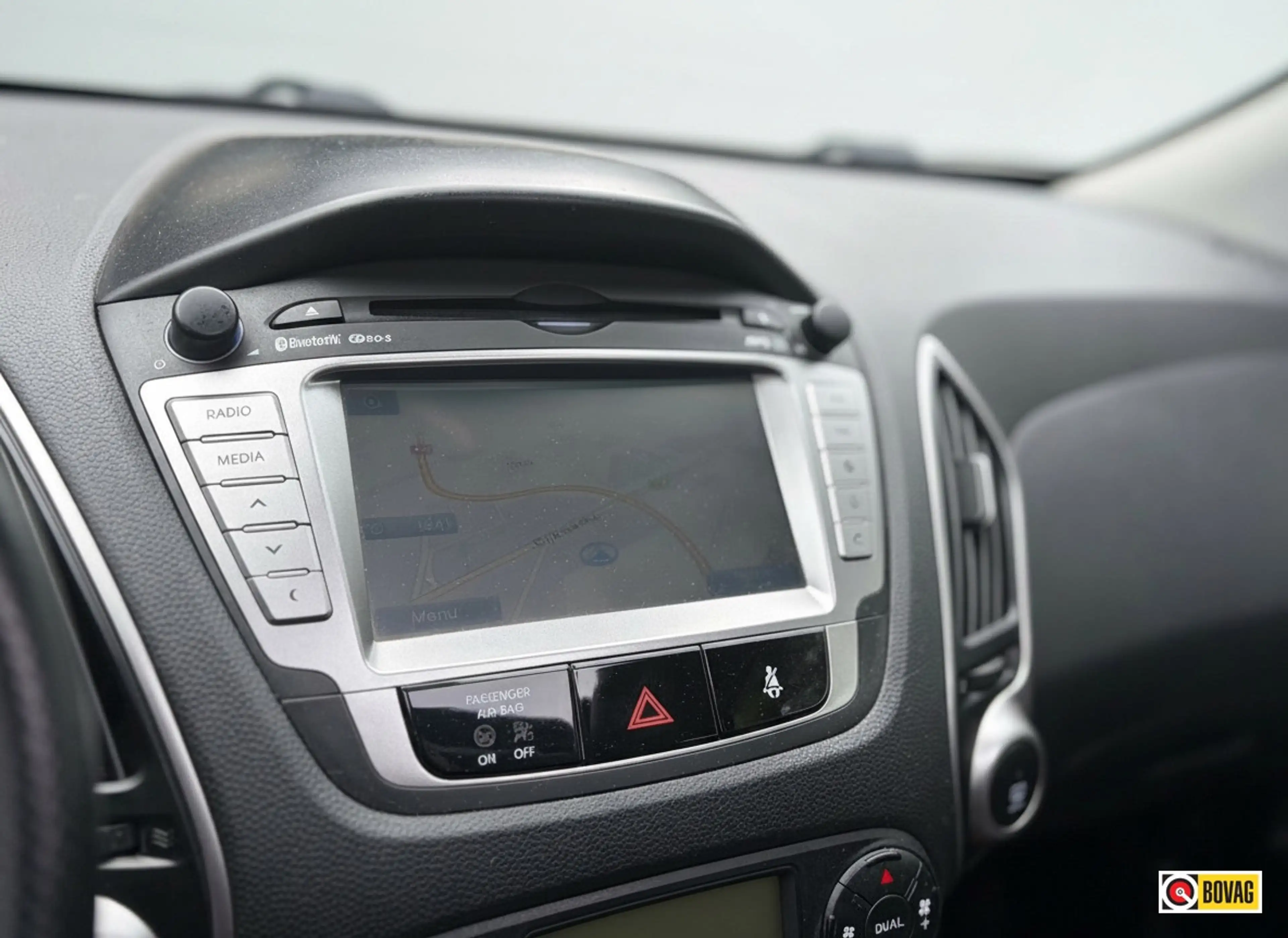 Hyundai iX35 2.0i i-Catcher PANORAMADAK TREKHAAK LEDER — photo 25