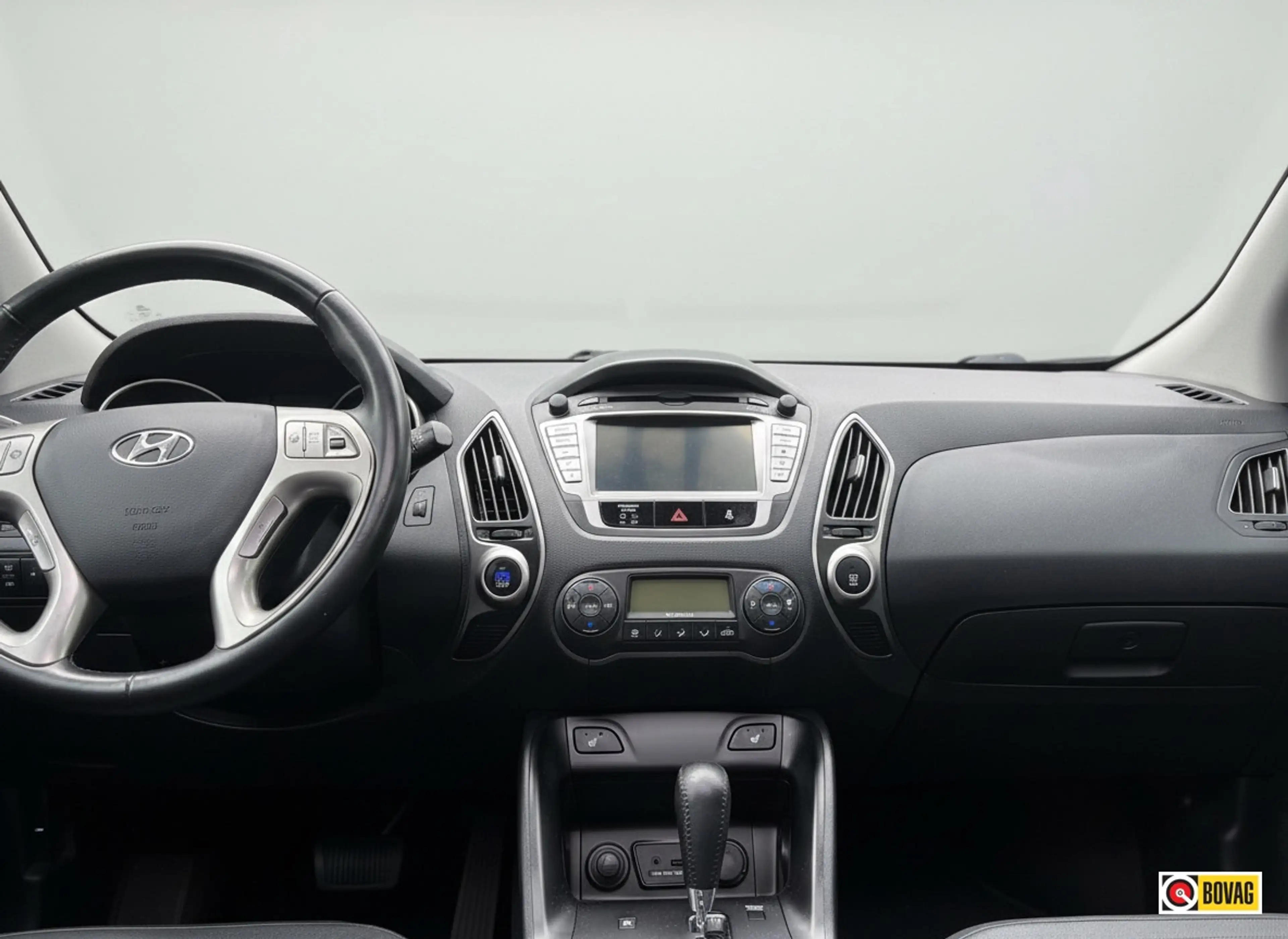 Hyundai iX35 2.0i i-Catcher PANORAMADAK TREKHAAK LEDER — photo 24