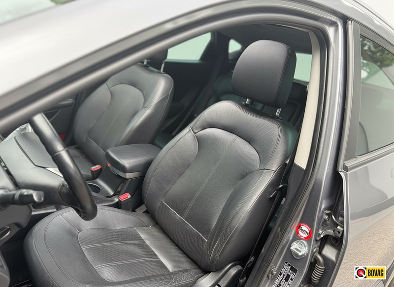 Hyundai iX35 2.0i i-Catcher PANORAMADAK TREKHAAK LEDER — photo 11