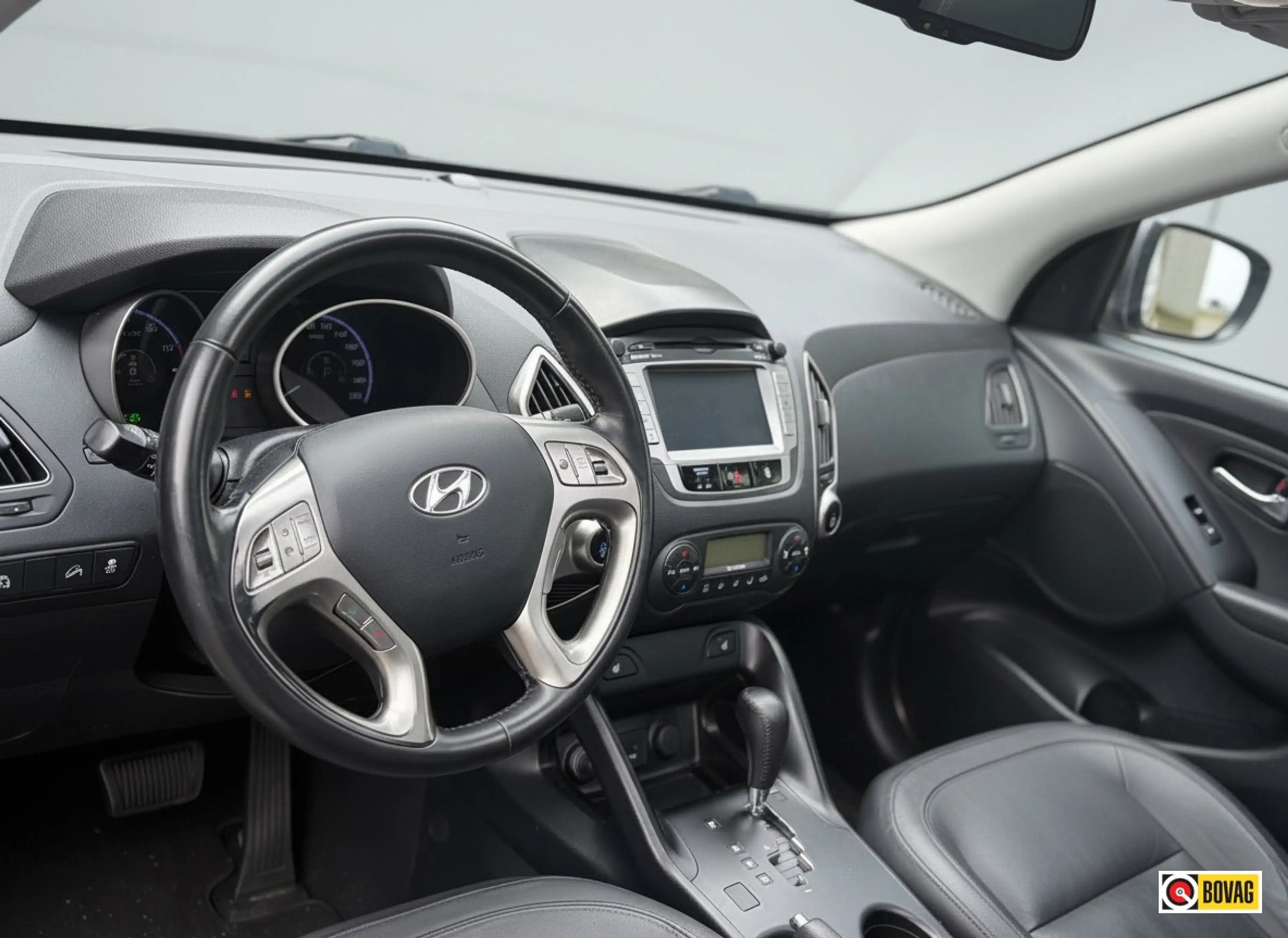 Hyundai iX35 2.0i i-Catcher PANORAMADAK TREKHAAK LEDER — photo 10