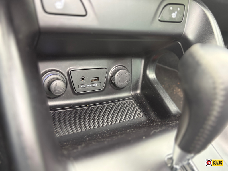 Hyundai iX35 2.0i i-Catcher PANORAMADAK TREKHAAK LEDER — photo 30
