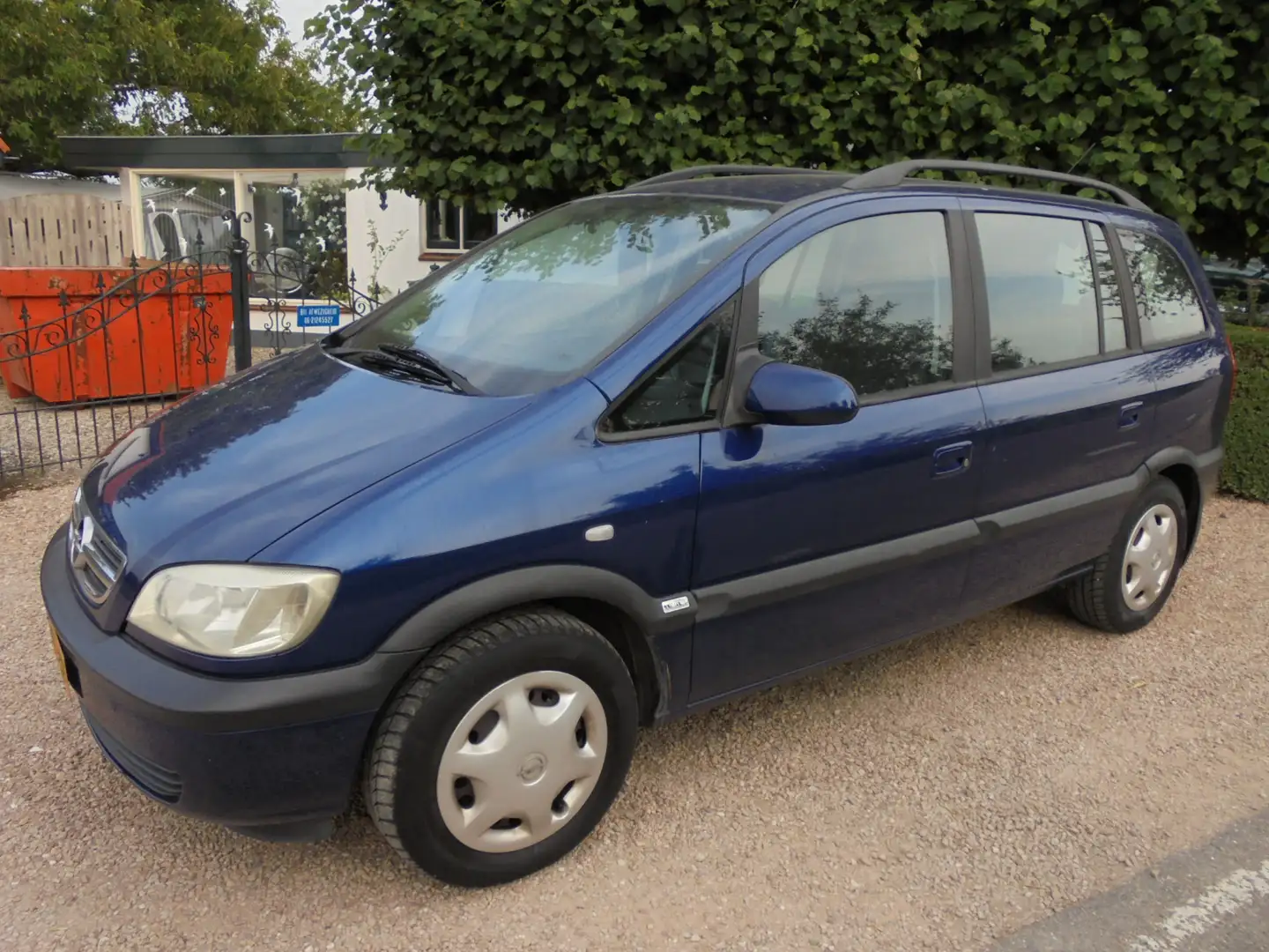 Opel Zafira 1.8-16V Comfort Navigator **APK t/m 7-2026**7-PERS Bleu - 2