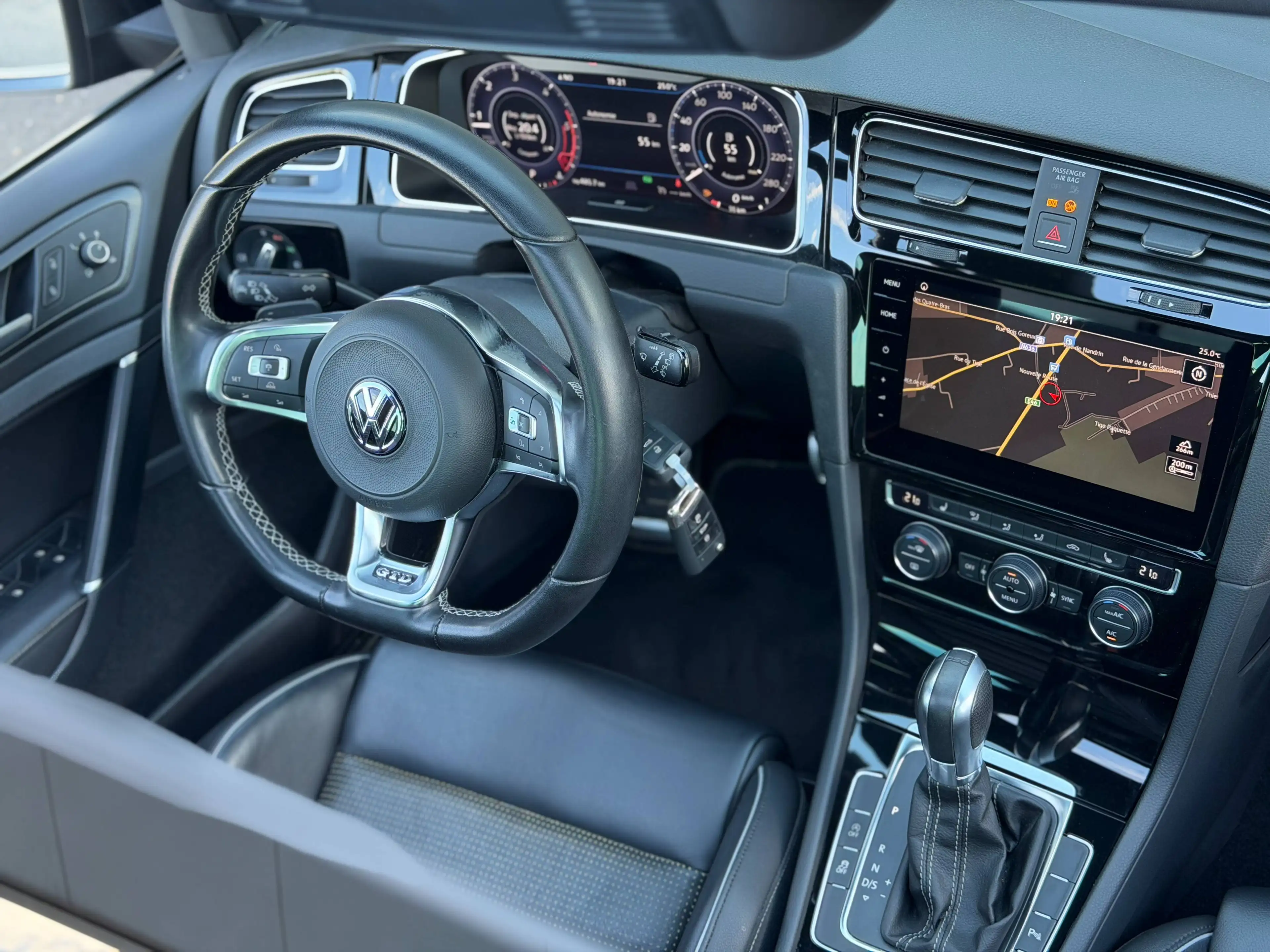 Volkswagen Golf GTD 2.0 TDI 184cv - Utilitaire - Pano - Virtual - TVA — photo 15