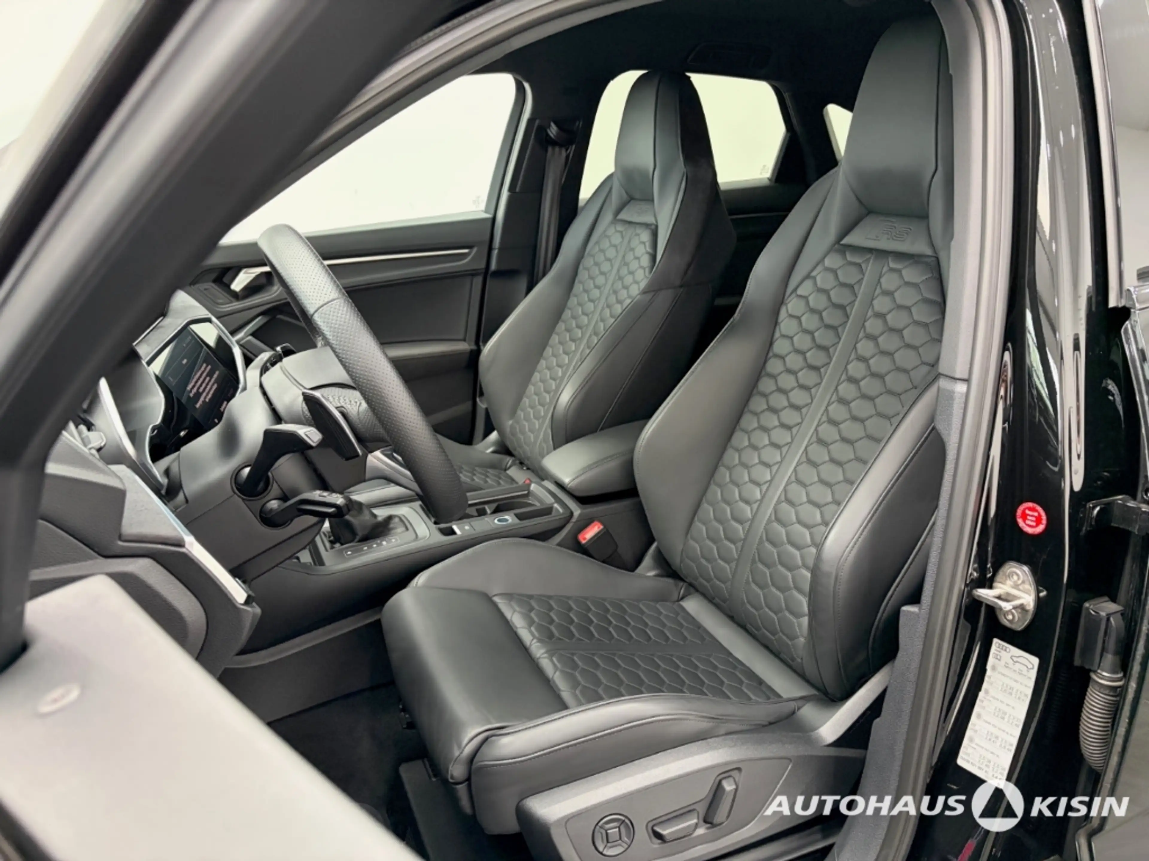 Audi RS Q3 Sportback 2.5 TFSI quattro /SONOS /NAVI /LEDER — photo 9
