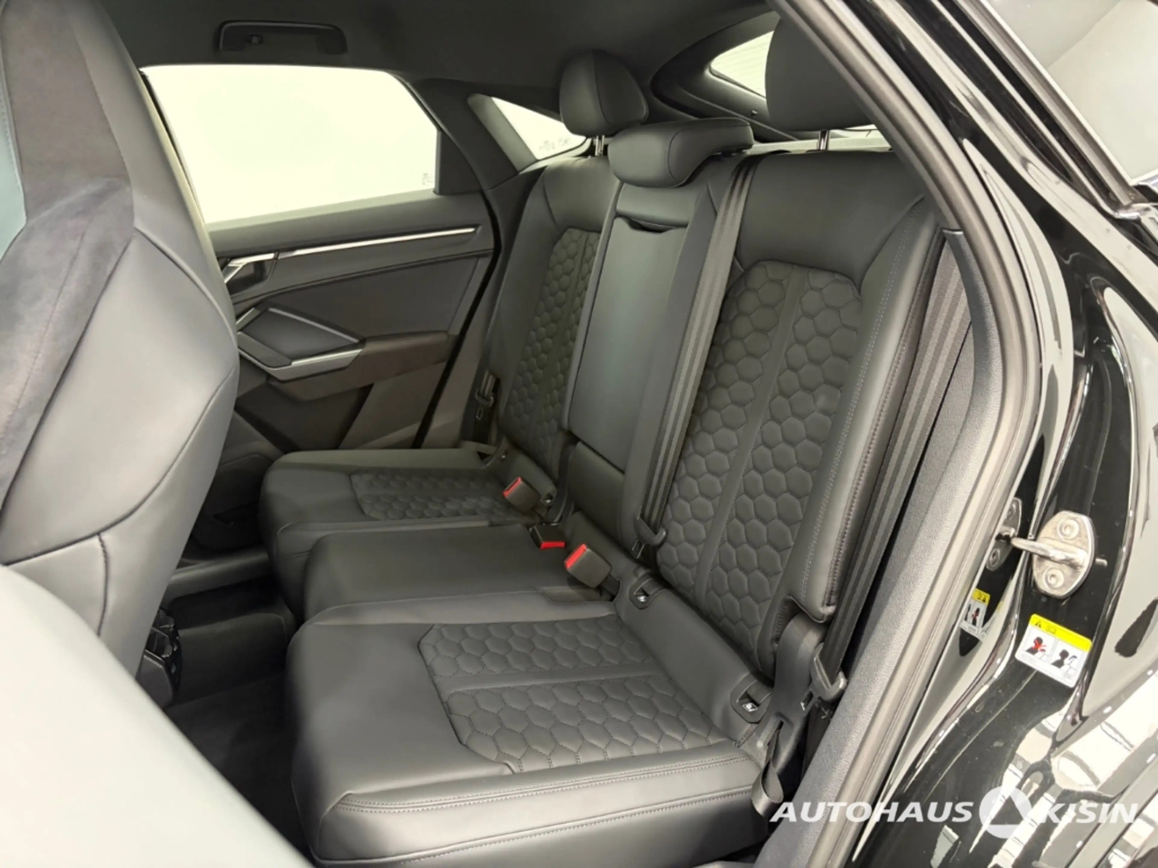 Audi RS Q3 Sportback 2.5 TFSI quattro /SONOS /NAVI /LEDER — photo 10