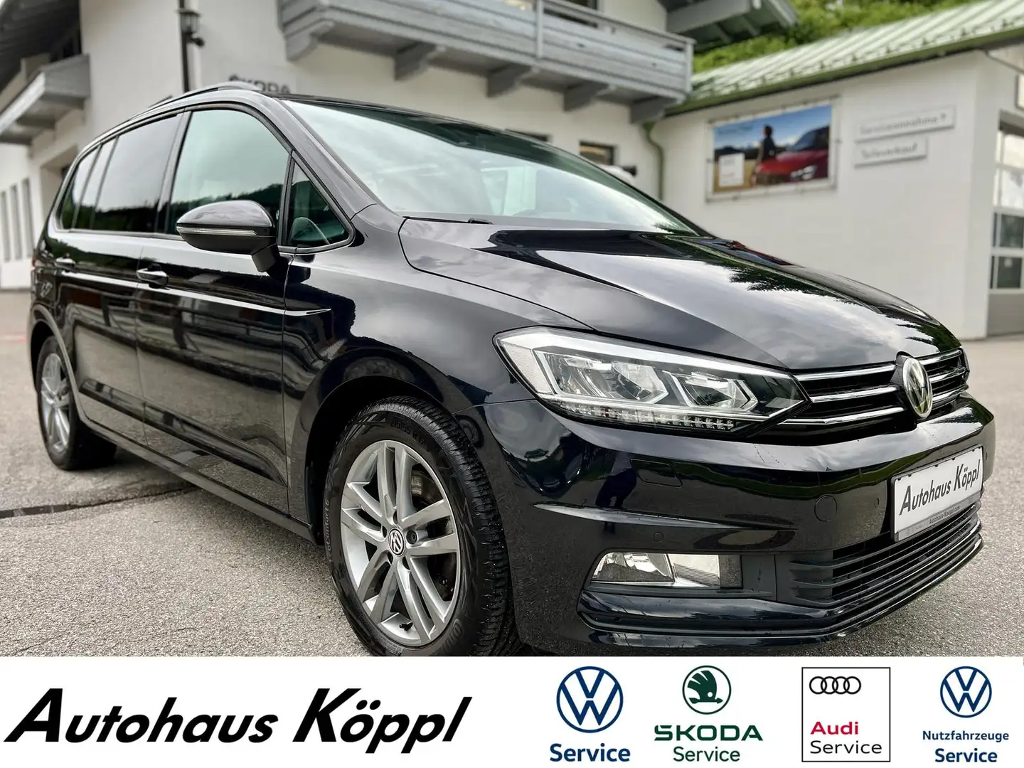 Volkswagen Touran 1.4 TSI DSG Comfortline 7-Sitzer LED 17" Zwart - 1