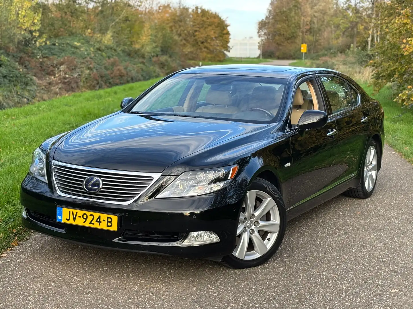 Lexus LS 600 600h L. President/Schuifdak/Full Options Černá - 1