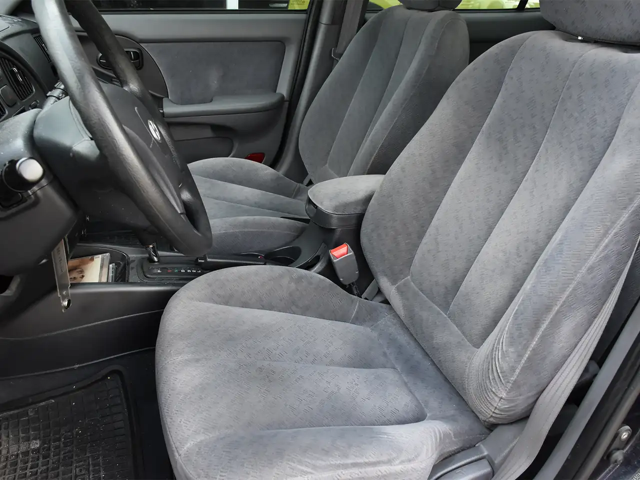 Hyundai ELANTRA fotografie Hyundai ELANTRA