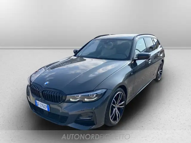BMW 320 320d touring mhev 48v xdrive msport auto