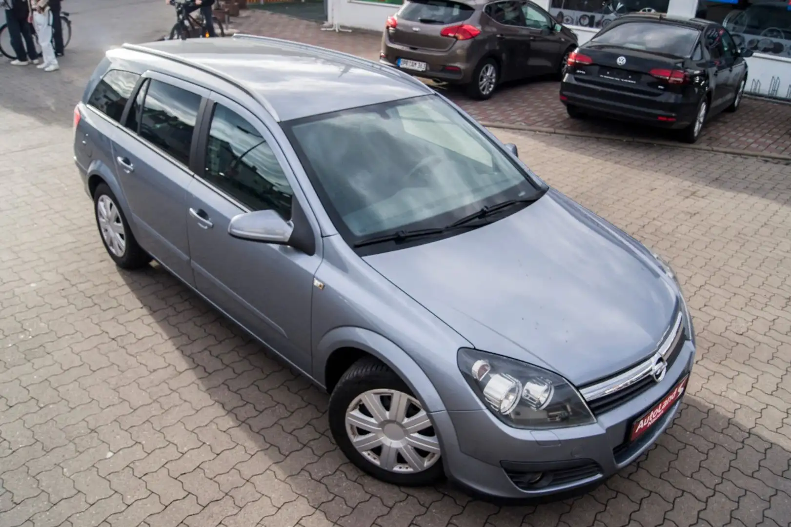 Opel Astra Caravan 1.9 CDTI Cosmo+TUV+NR65 Grau - 2