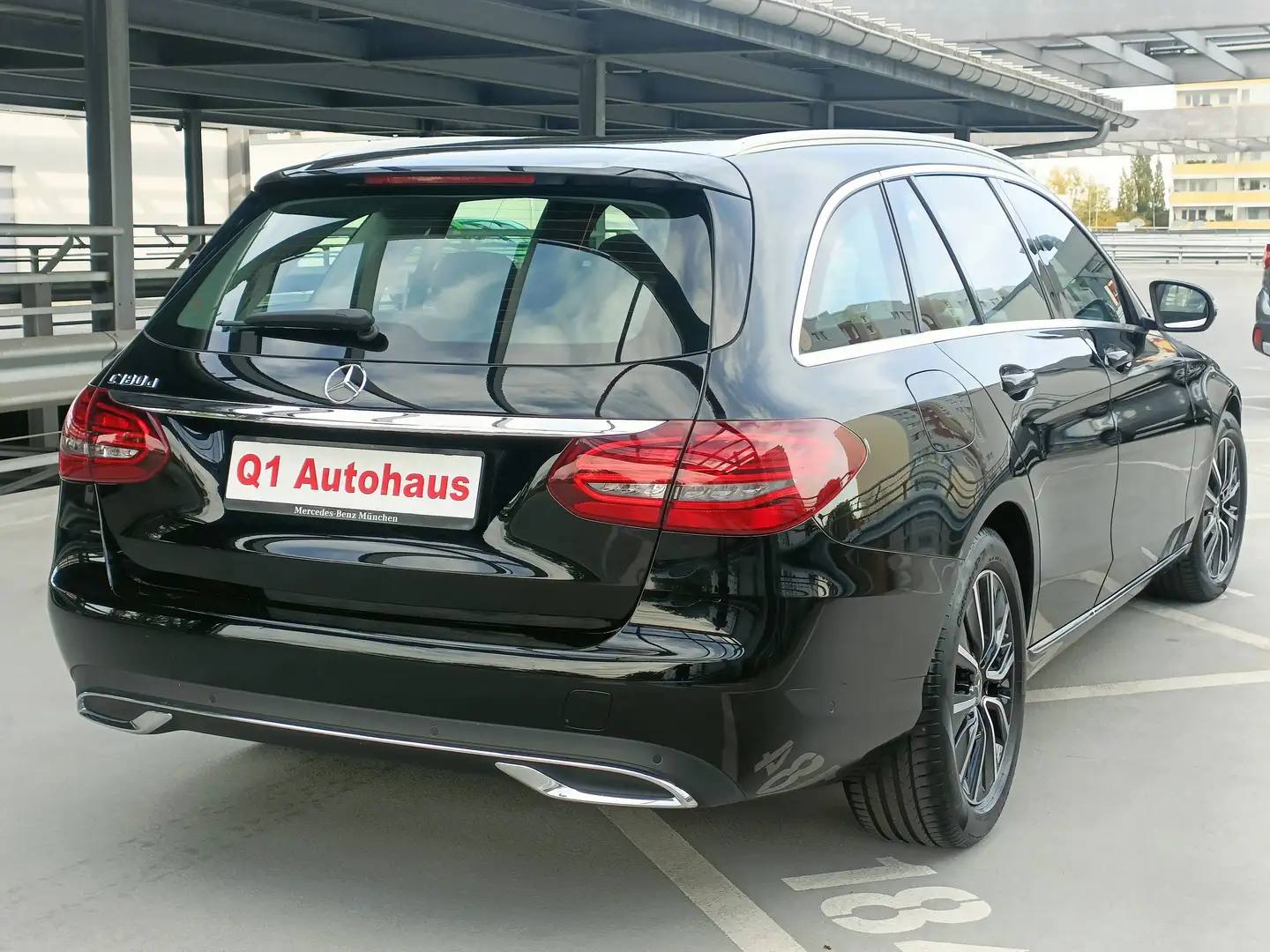Mercedes-Benz C 180 T d MULTIBEAM-LED/NAVI+DAB/SIHZG/T.LEDER/TEMPOMAT Noir - 2