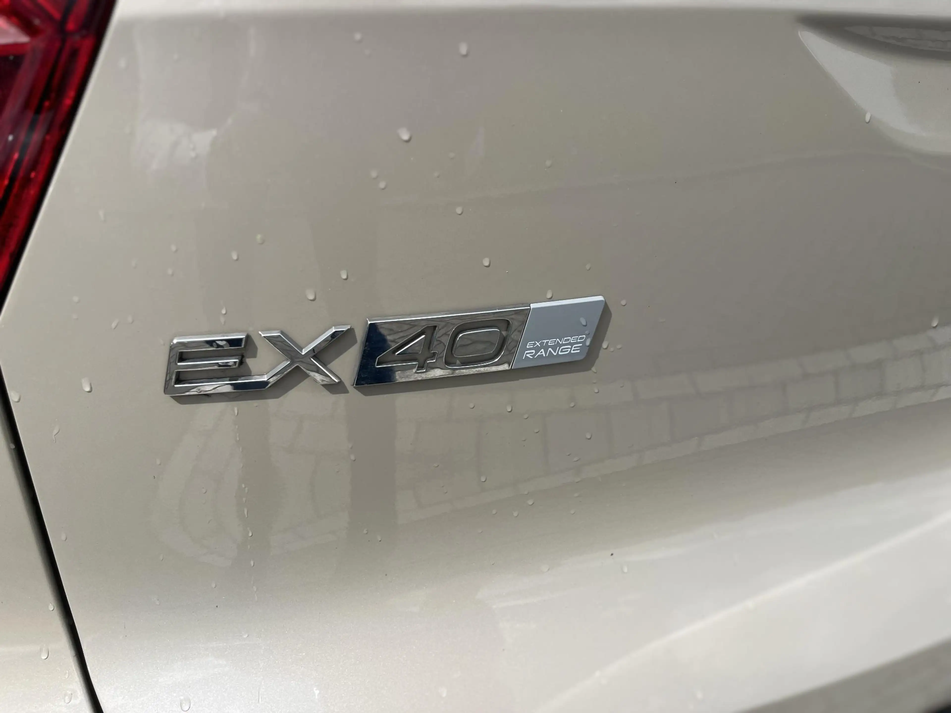 Volvo EX40 Single Motor Extended Range Plus 82 kWh | Parkeerc — photo 9