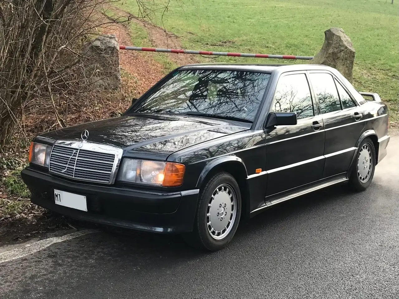 Mercedes-Benz 190 190 1986