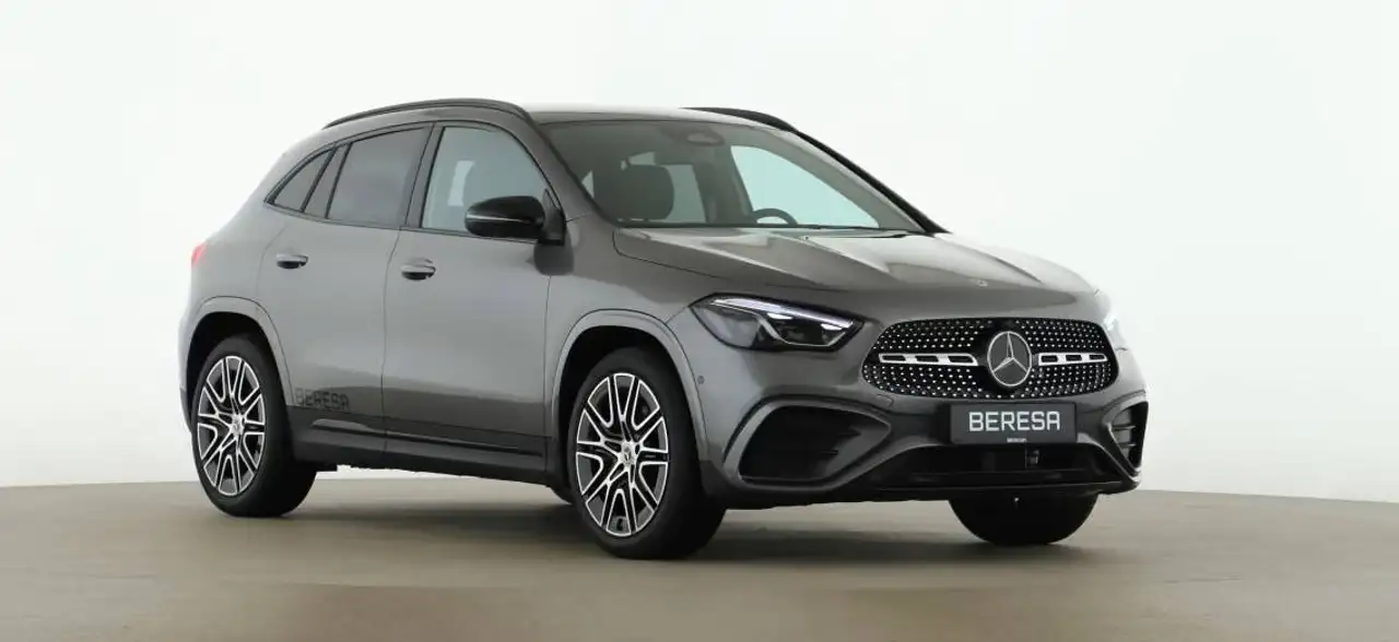 Mercedes-Benz GLA 200