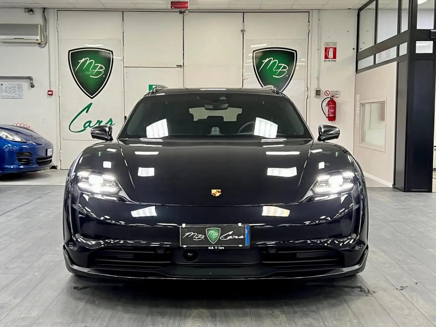 Porsche Taycan 4 Cross Turismo Performance Battery Plus Nero - 2