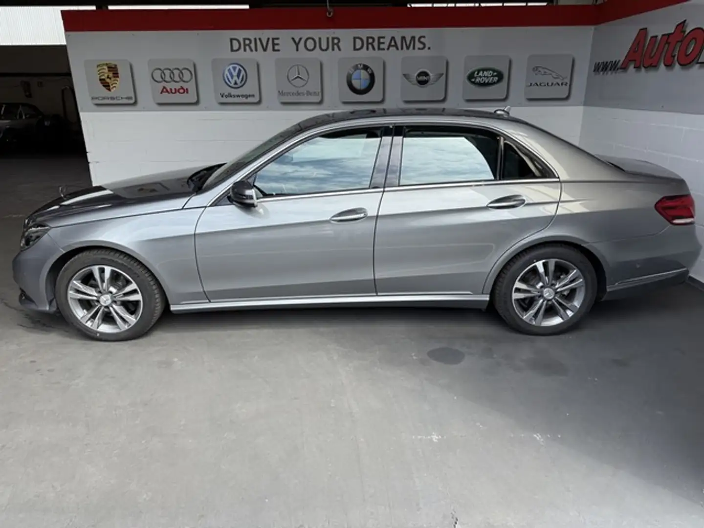 Mercedes-Benz E 300 Elegance*Fahrassistenz-Systeme*Schiebedach ******* Argent - 2