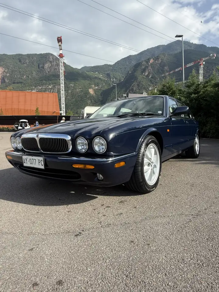 Jaguar XJ 4.0 Executive, foto 2