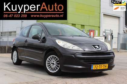 Peugeot 207 1.4-16V XR multimedia airco navi trekhaak