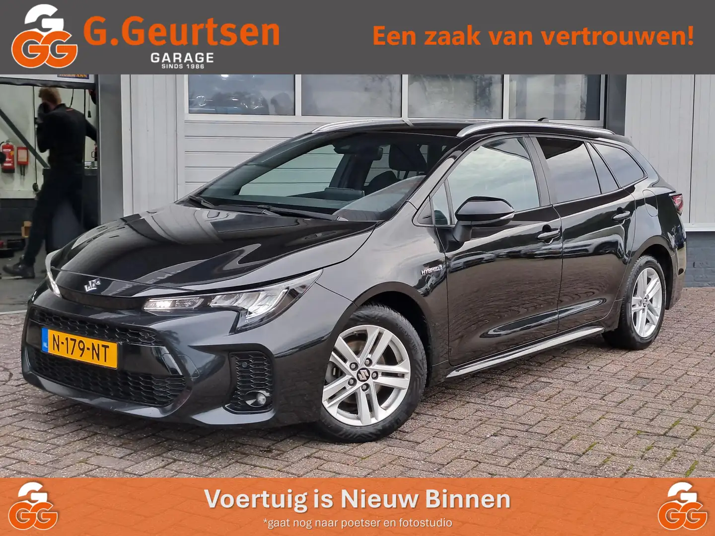 Suzuki Swace 1.8 Hybrid Select, Camera, Navigatie, Cruise Contr Zwart - 1