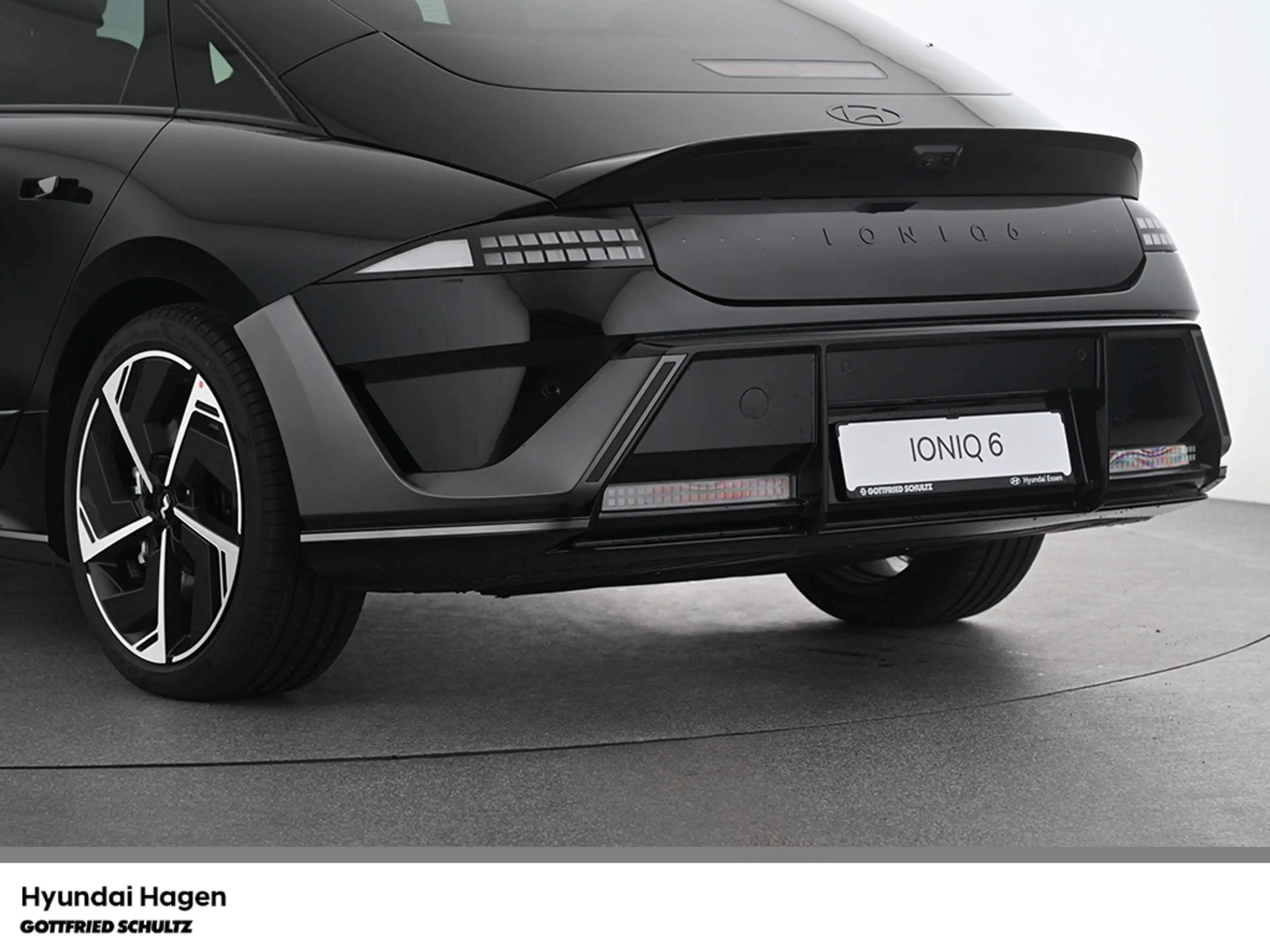 Hyundai IONIQ 6 -Line 84 kWh 4WD — photo 7