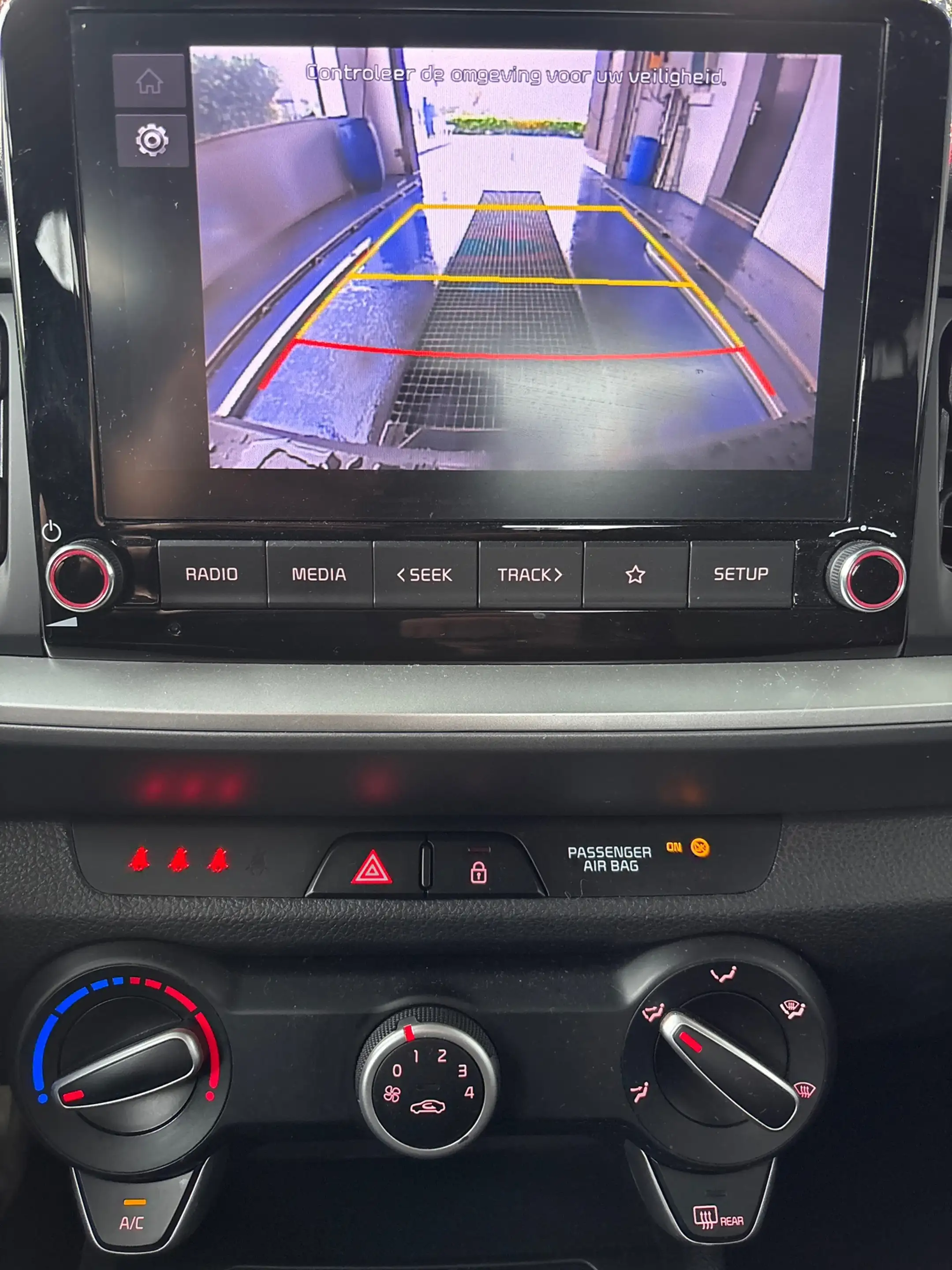 Kia Stonic 1.0 T-GDi MHEV DynamicLine LMV, Carplay, Cruise, P — photo 12