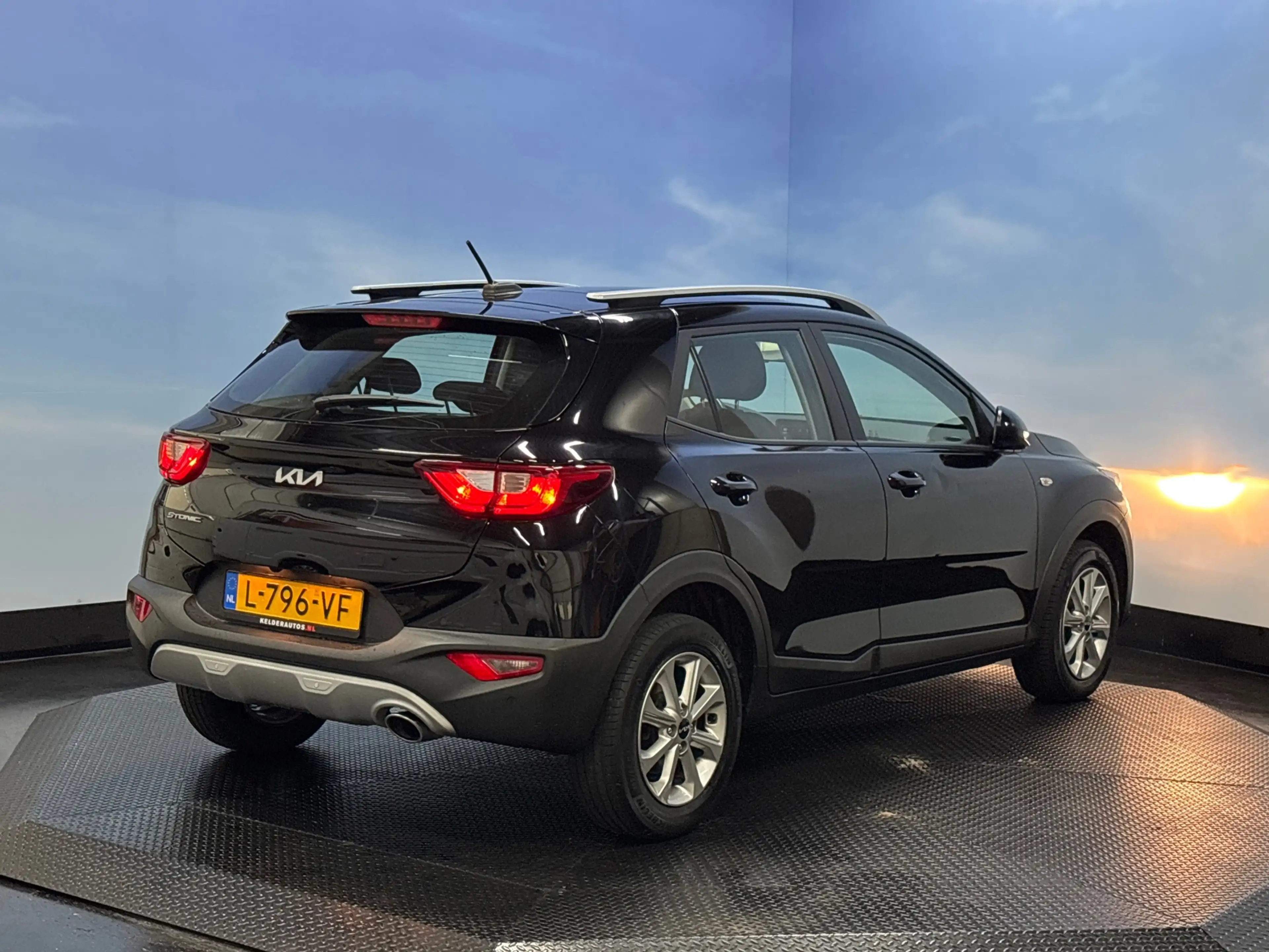 Kia Stonic 1.0 T-GDi MHEV DynamicLine LMV, Carplay, Cruise, P — photo 16
