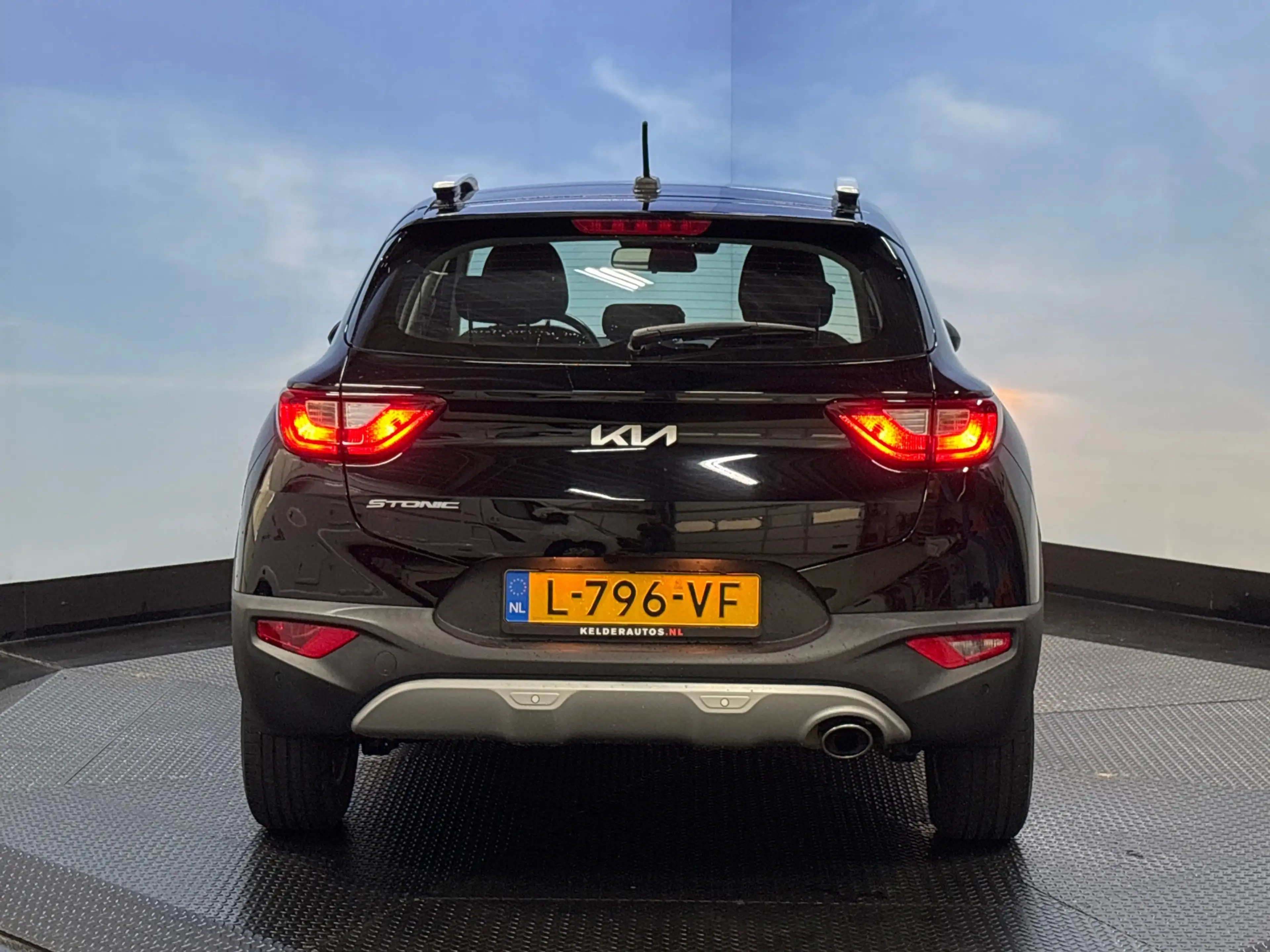 Kia Stonic 1.0 T-GDi MHEV DynamicLine LMV, Carplay, Cruise, P — photo 15