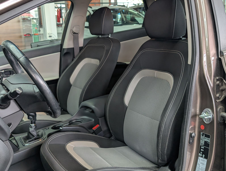 Kia Ceed / cee'd Dream Team 1.6 GDI KAM SHZ XENON NA — photo 13