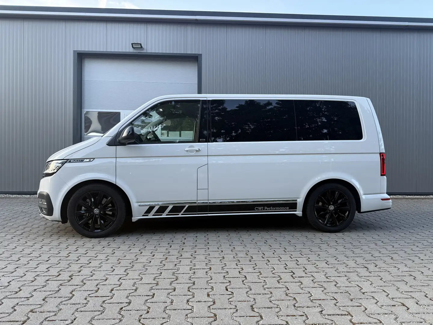 Volkswagen T6.1 Multivan Generation SIX Standheizung Top Zustand GARANTIE Blanc - 1