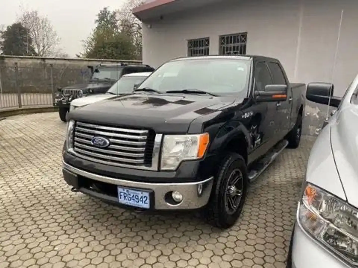 Ford F 150 OFF ROAD 4X4 AUTOCARRO TARGATO ITALIANO Schwarz - 2