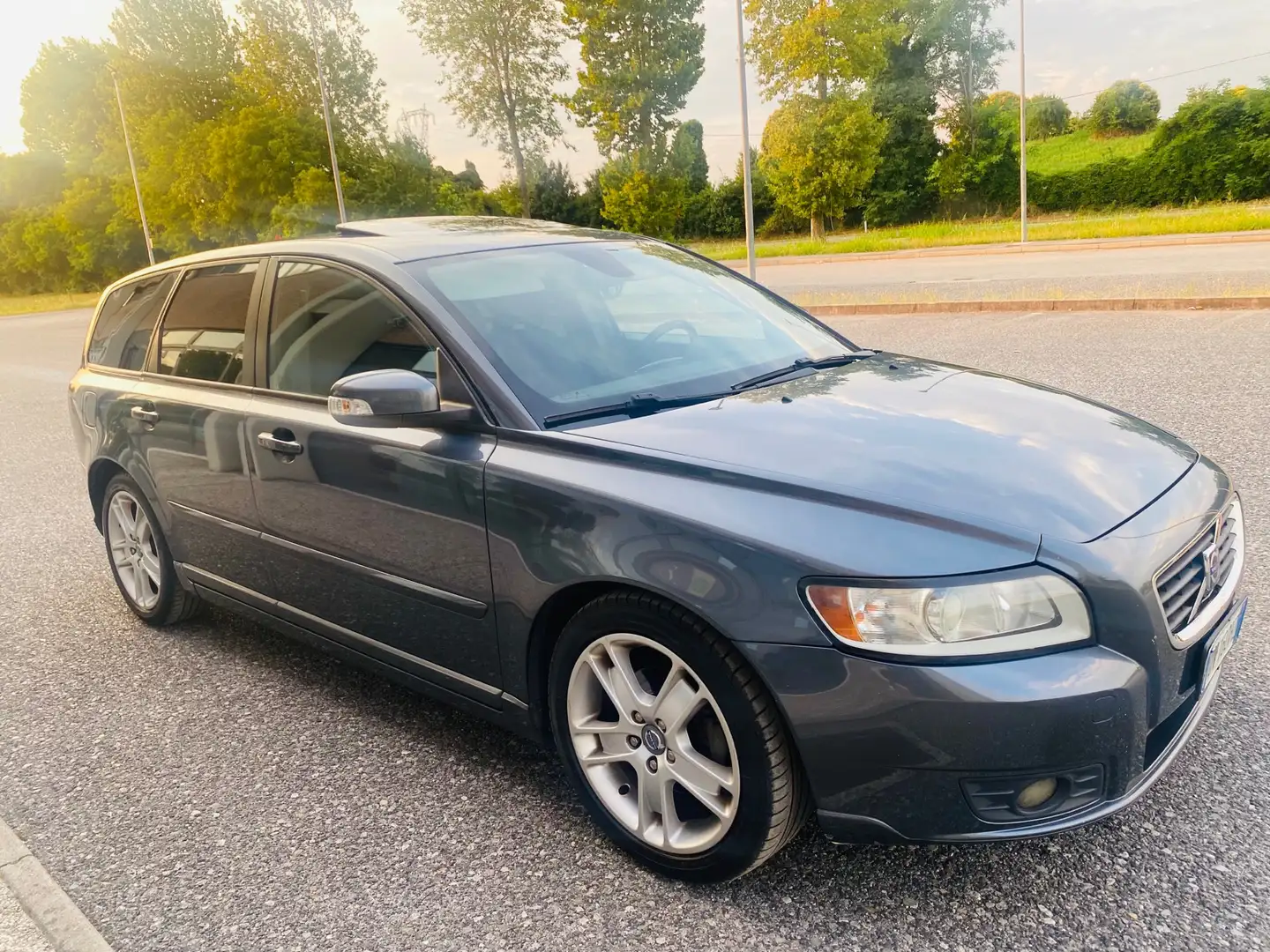 Volvo V50 1.6d (unico proprietario) tettino apribile Grigio - 1