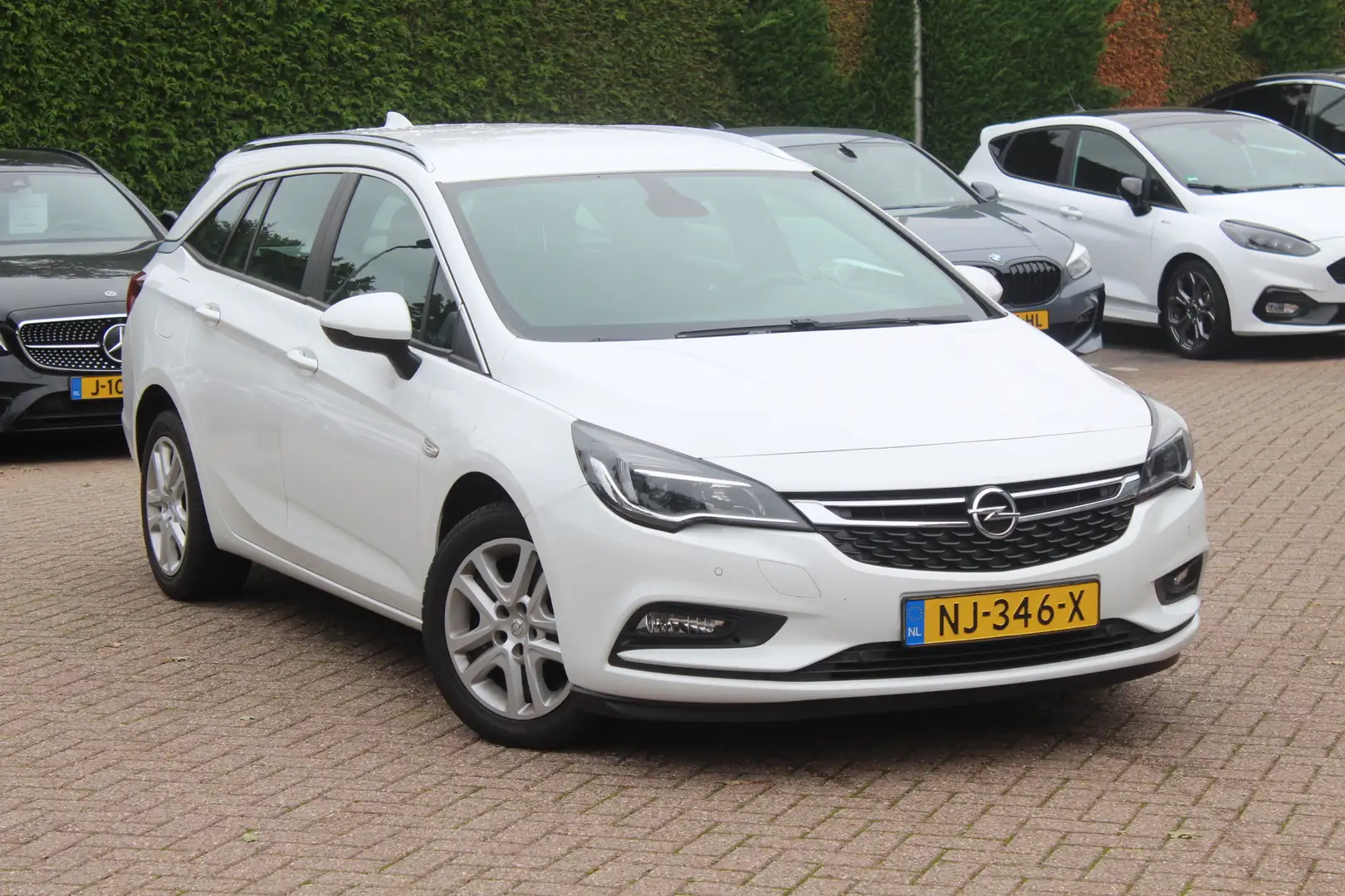 Opel Astra Sports Tourer 1.0 Online Edition / Camera / Naviga Wit - 1