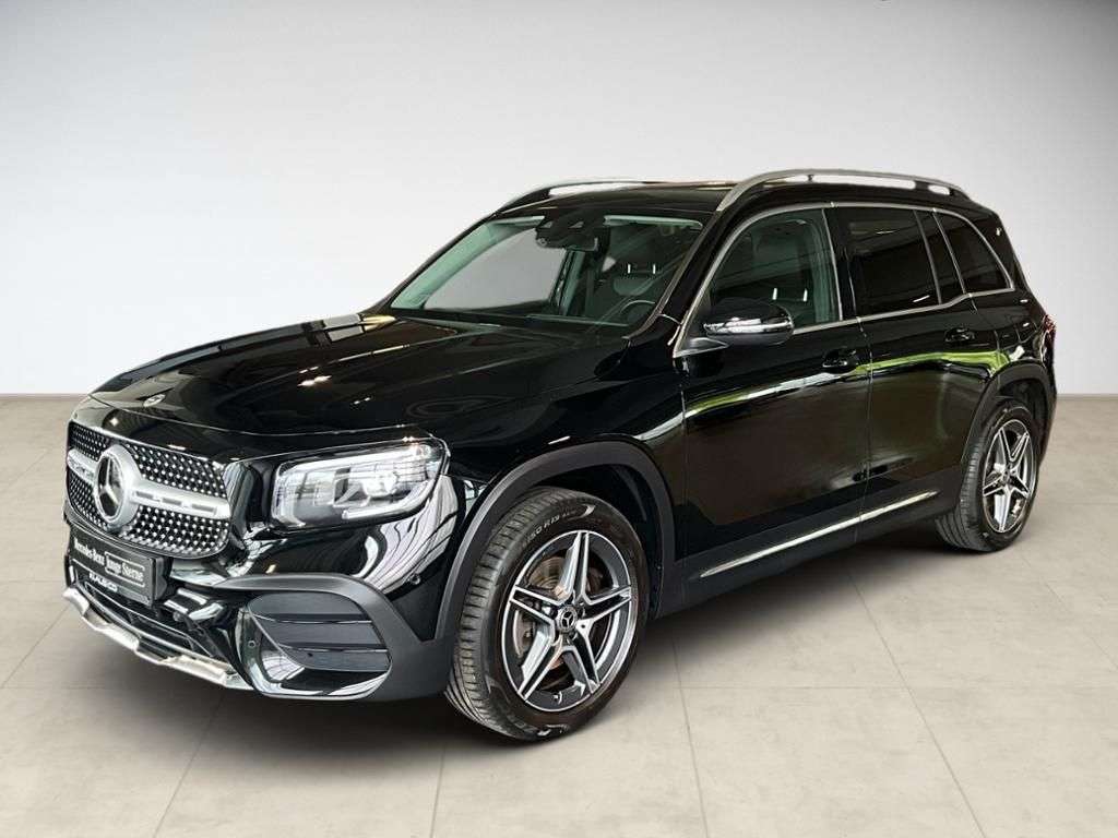 Mercedes-Benz GLB 220