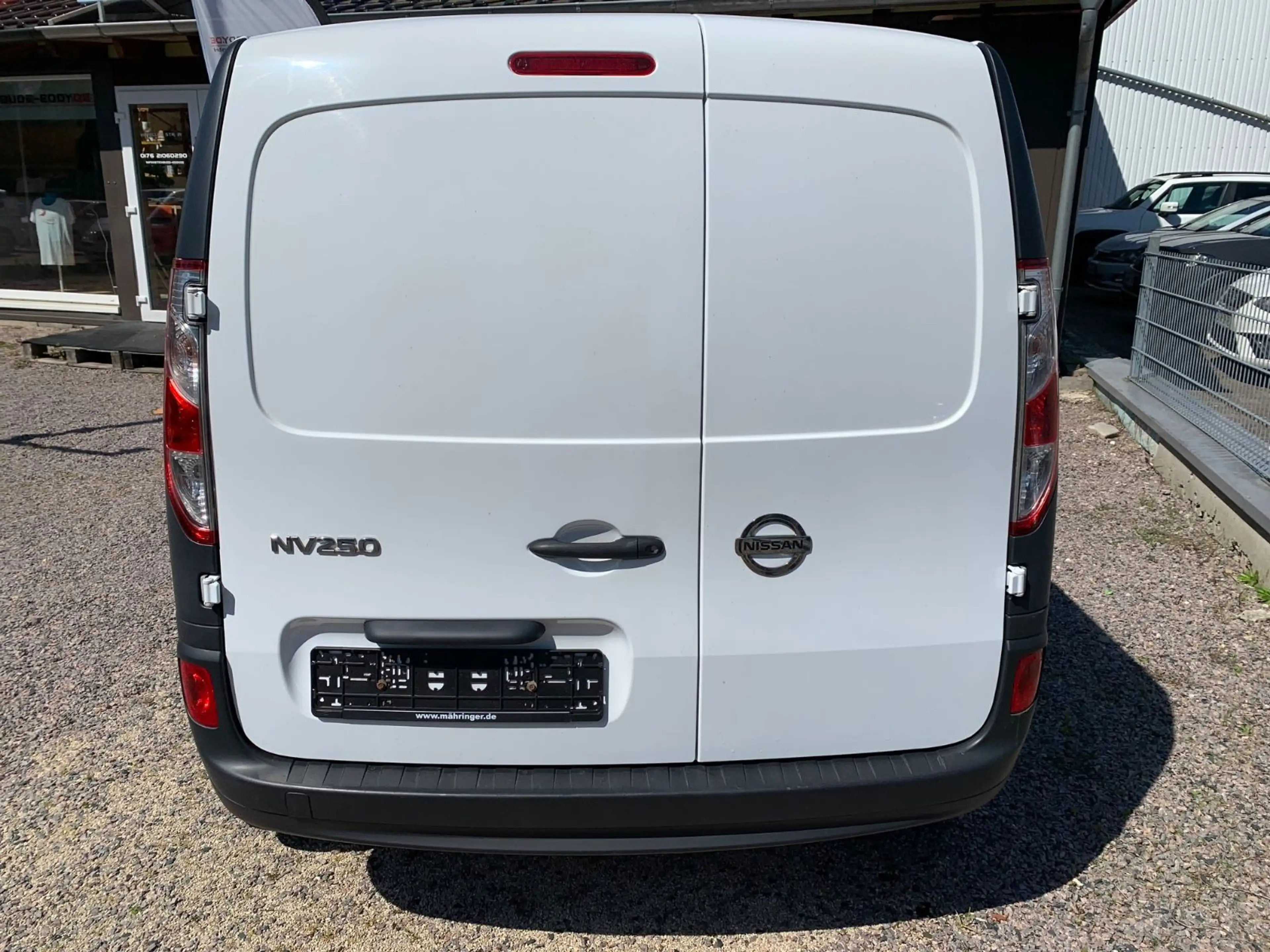 Nissan NV250 Kastenwagen L1H1 2,0t Pro **Klima** — photo 10