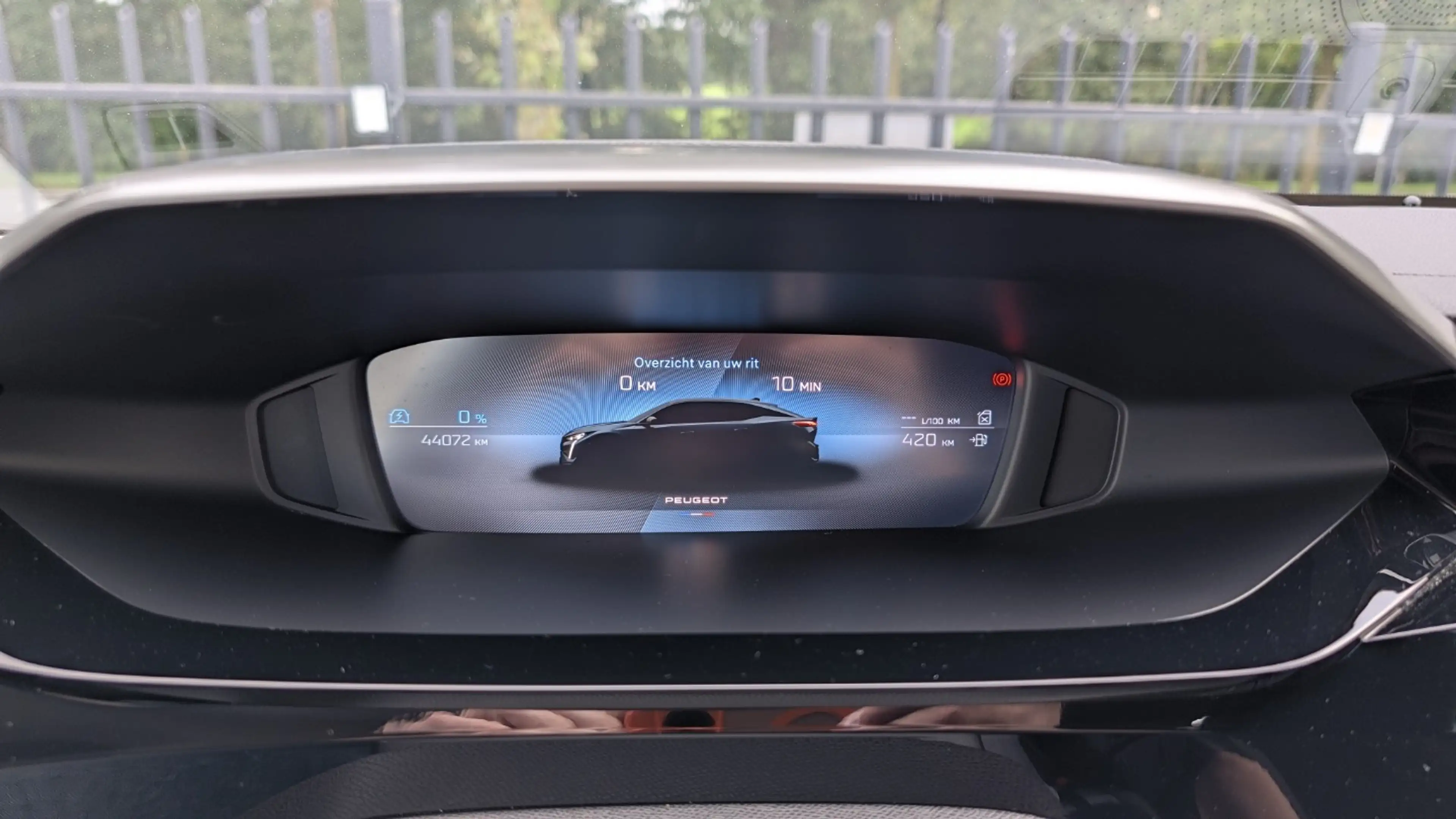 Peugeot 408 1.2 Hybrid 145 e-DCS6 Allure | Navi | Camera | PDC — photo 8