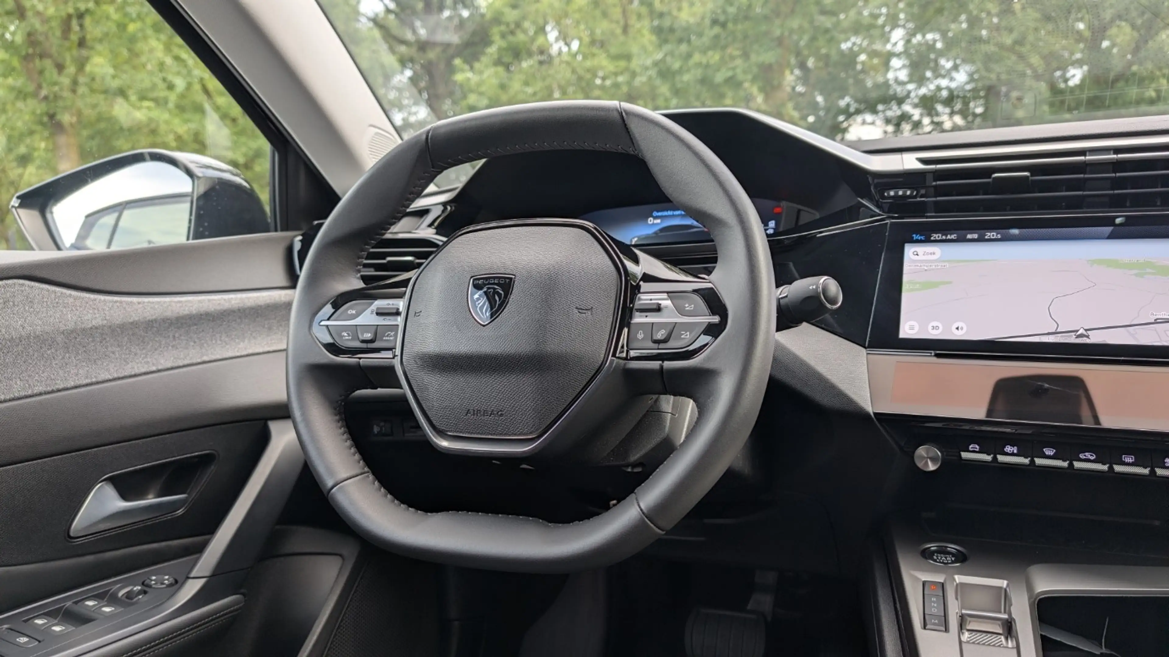 Peugeot 408 1.2 Hybrid 145 e-DCS6 Allure | Navi | Camera | PDC — photo 15