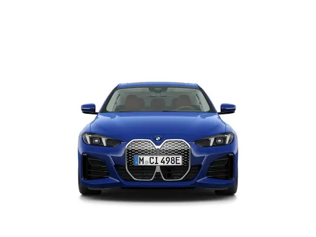 BMW I4 view 5
