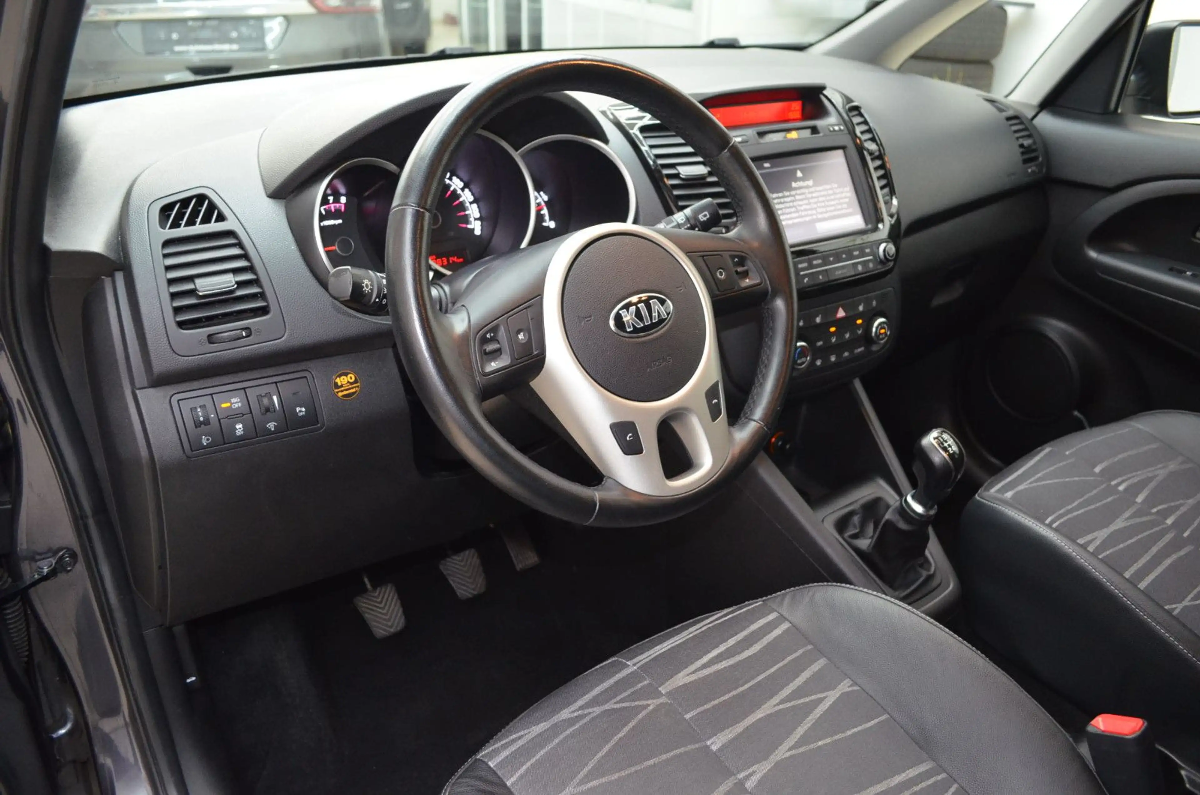 Kia Venga Dream Team 1.4 ~ Leder~Navi~Cam~Keyless — photo 9