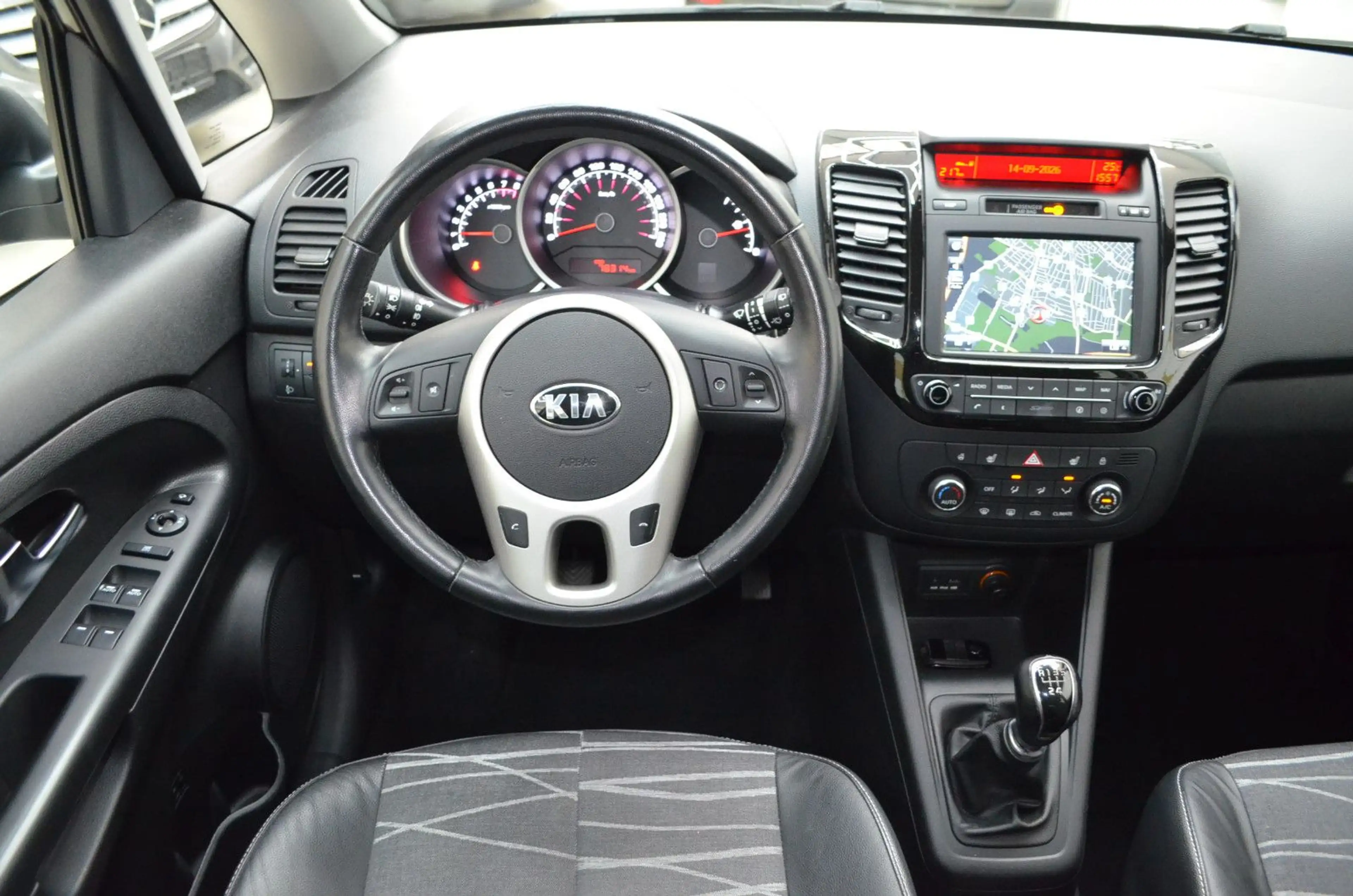 Kia Venga Dream Team 1.4 ~ Leder~Navi~Cam~Keyless — photo 12