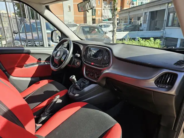 Fiat Doblo view 10