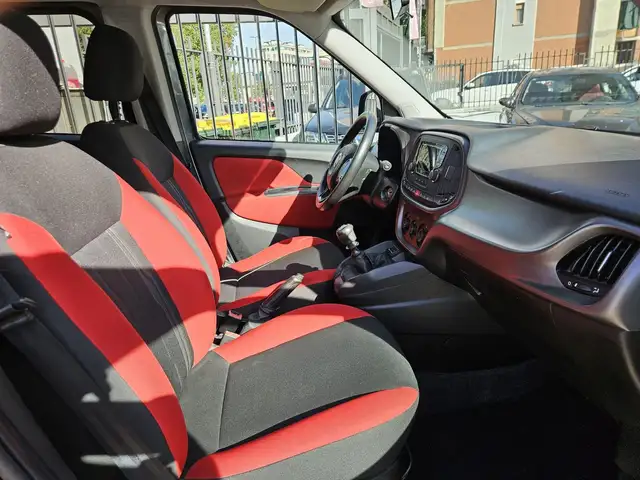 Fiat Doblo view 11
