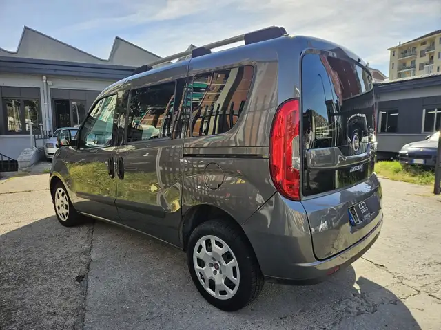 Fiat Doblo view 5