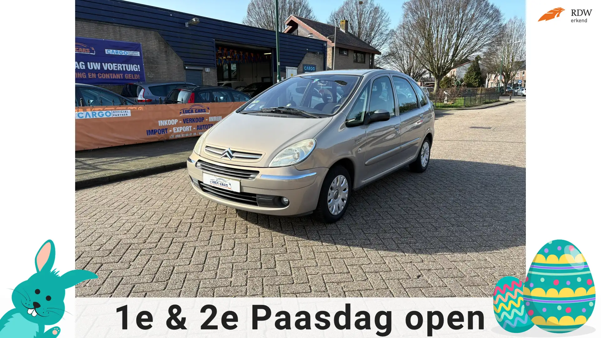 Citroen Xsara Picasso 1.6i Attraction 2X SLEUTEL + BOEKJES! Beige - 1