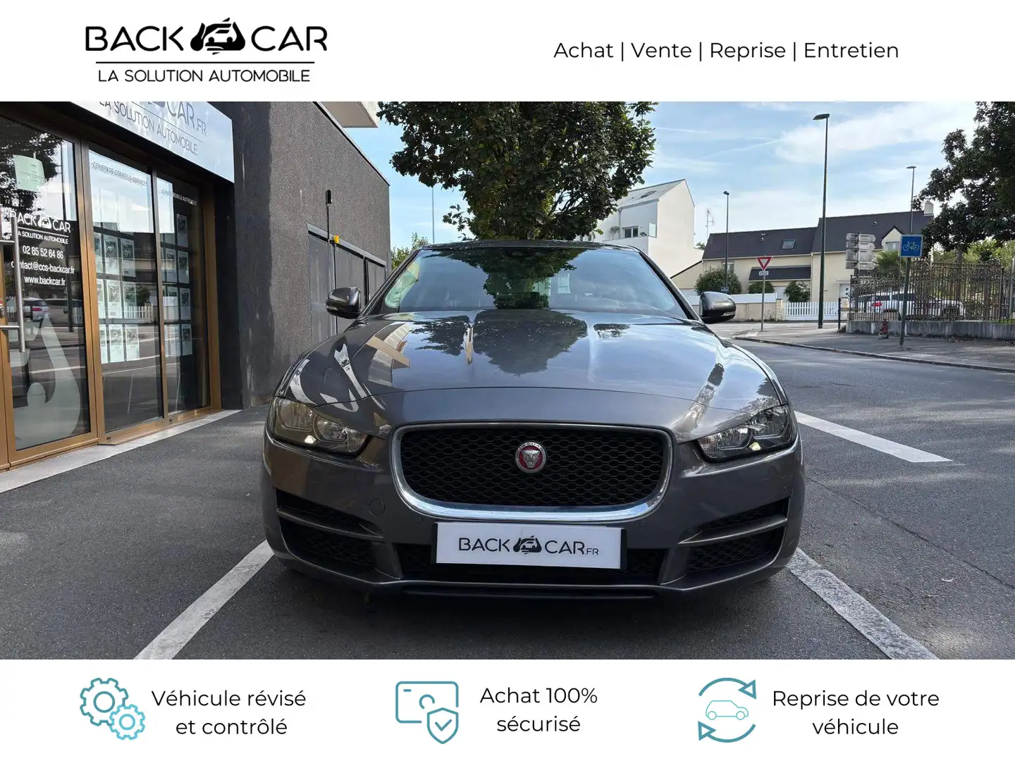 Jaguar XE 2.0 D - 180 ch BVA Pure Gris - 2