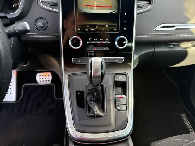 Renault Grand Scenic view 9