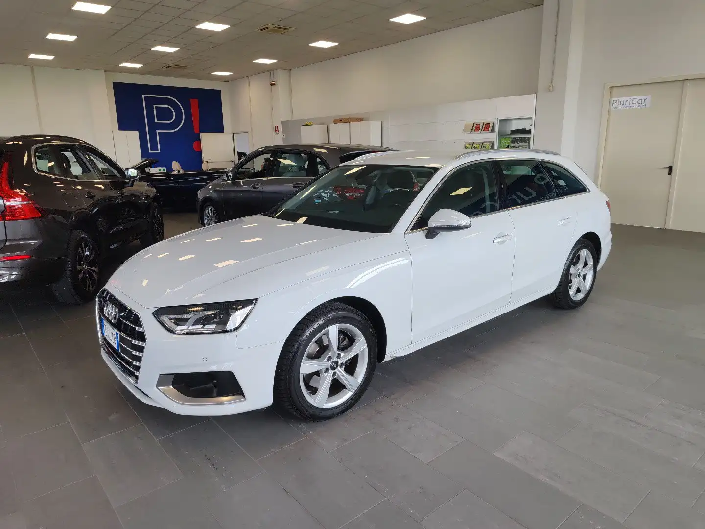 Audi A4 Avant 30 TDI S tronic Bus.Advanced MHEV Fari LED Wit - 1