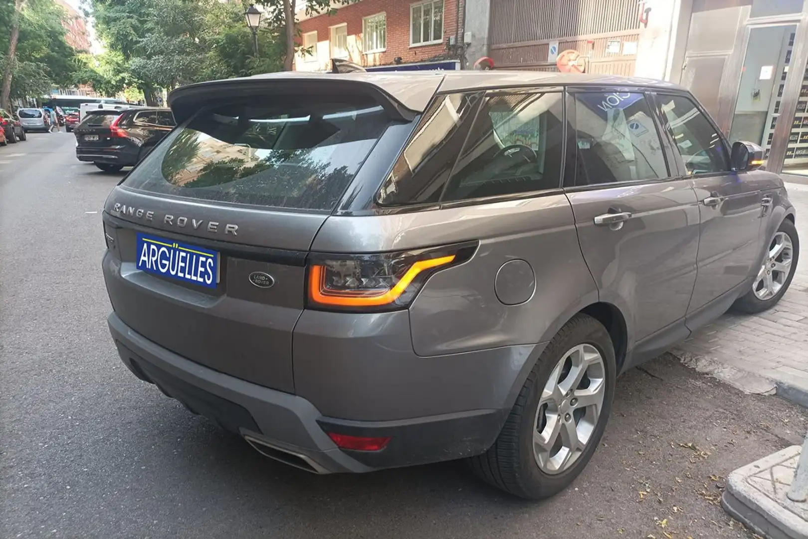 Land Rover Range Rover Sport 3.0D MHEV 248cv Grijs - 2